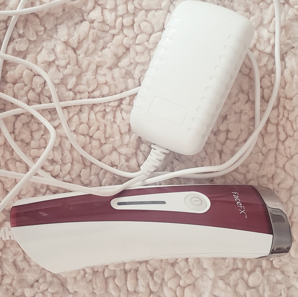Silk'n FaceFX Anti-Aging Device